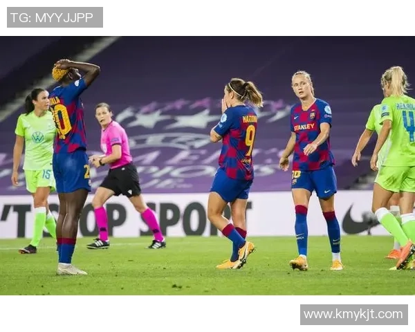 足球明星为何纷纷展现女儿情结成为女儿奴的背后故事